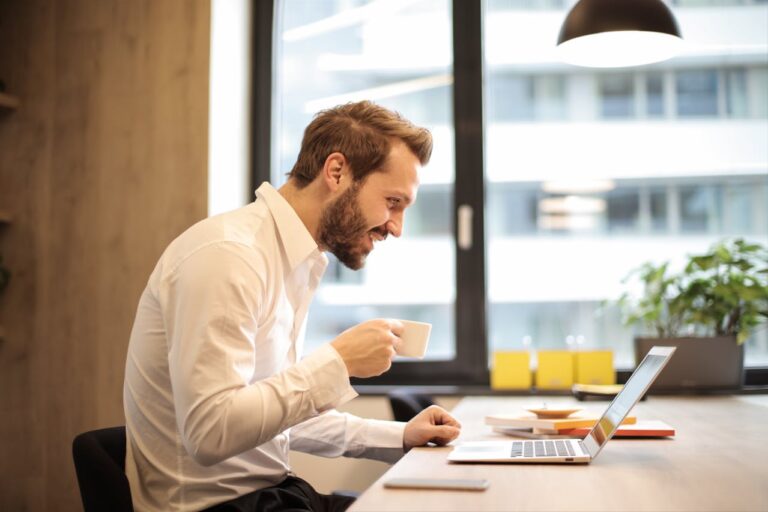 Obtenir une attestation simplifiée en tant que particulier employeur