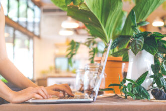 Portage salarial : une alternative sérieuse pour les autoentrepreneurs qui veulent sécuriser leur activité