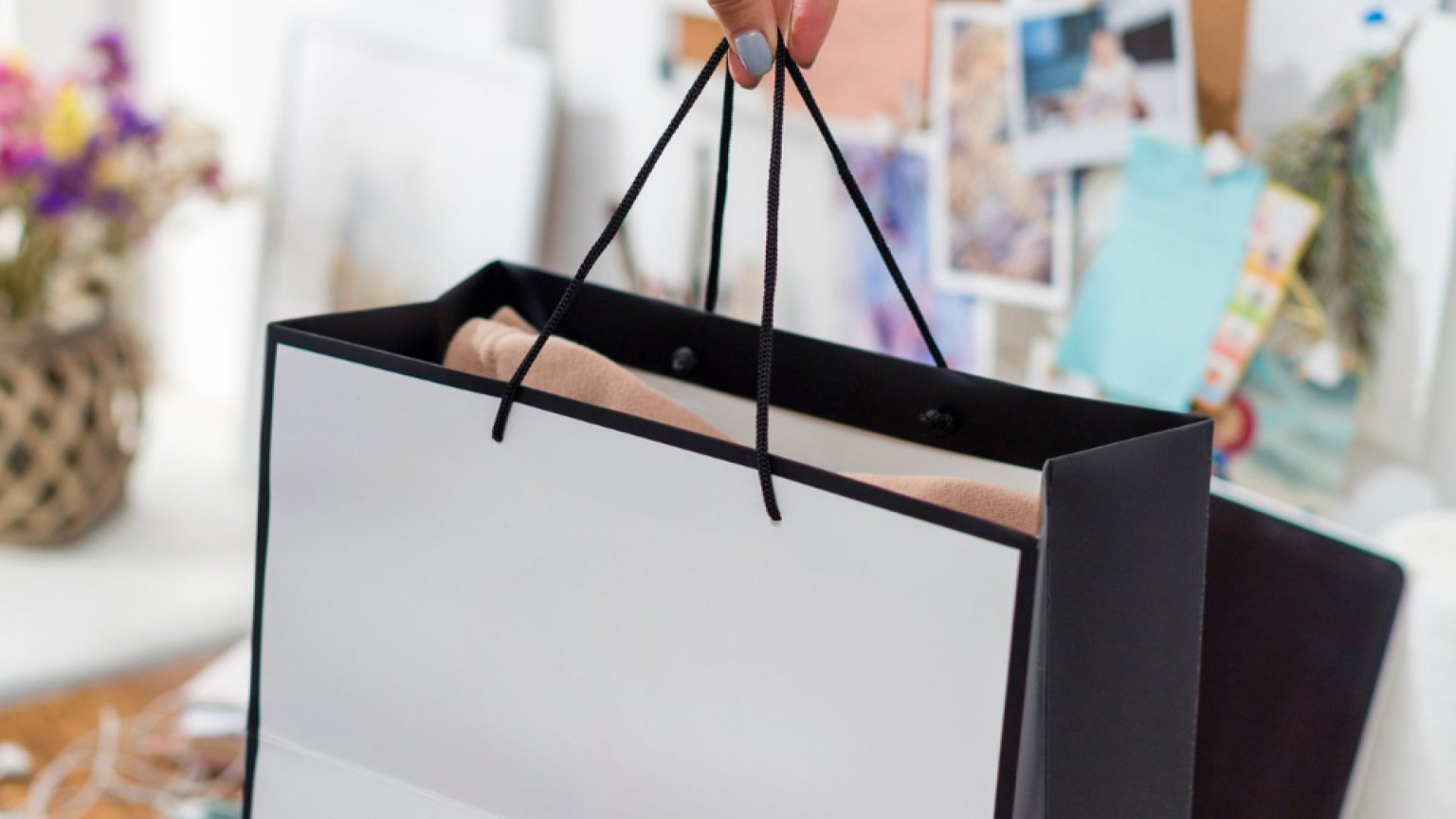 Sacs personnalisés : comment choisir le modèle idéal pour votre entreprise ?